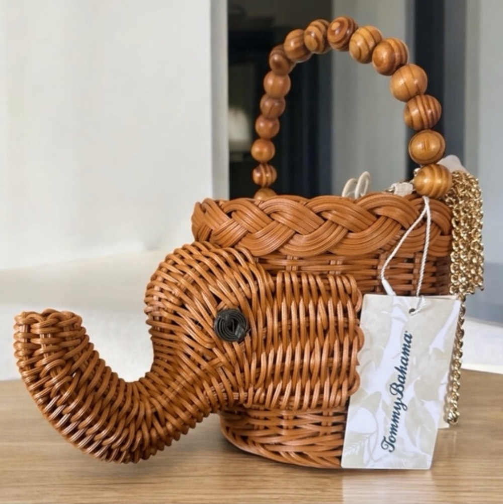 Tommy Bahama Elephant basket handbang, Whimsy Nostalgia